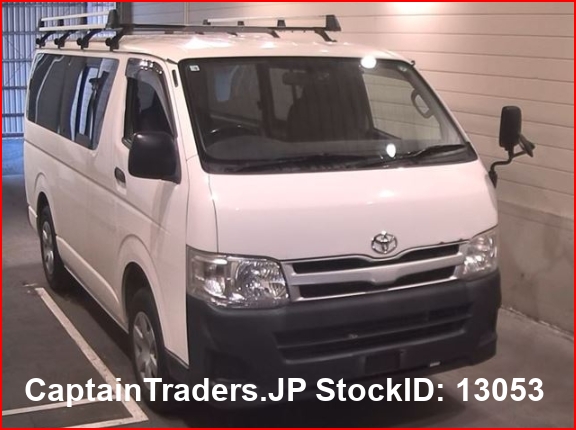 TOYOTA HIACE VAN