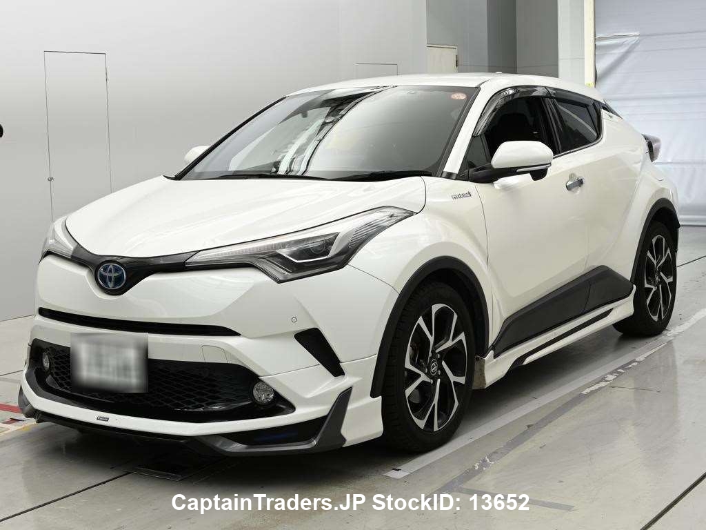 TOYOTA C-HR HYBRID