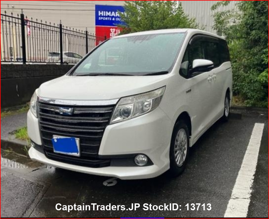 TOYOTA NOAH HYBRID
