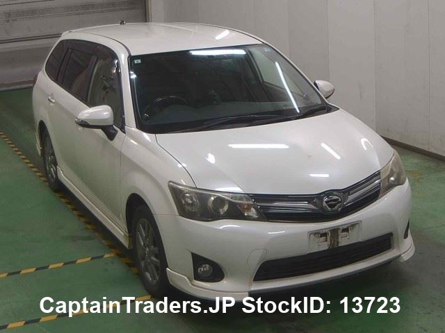 TOYOTA COROLLA FIELDER