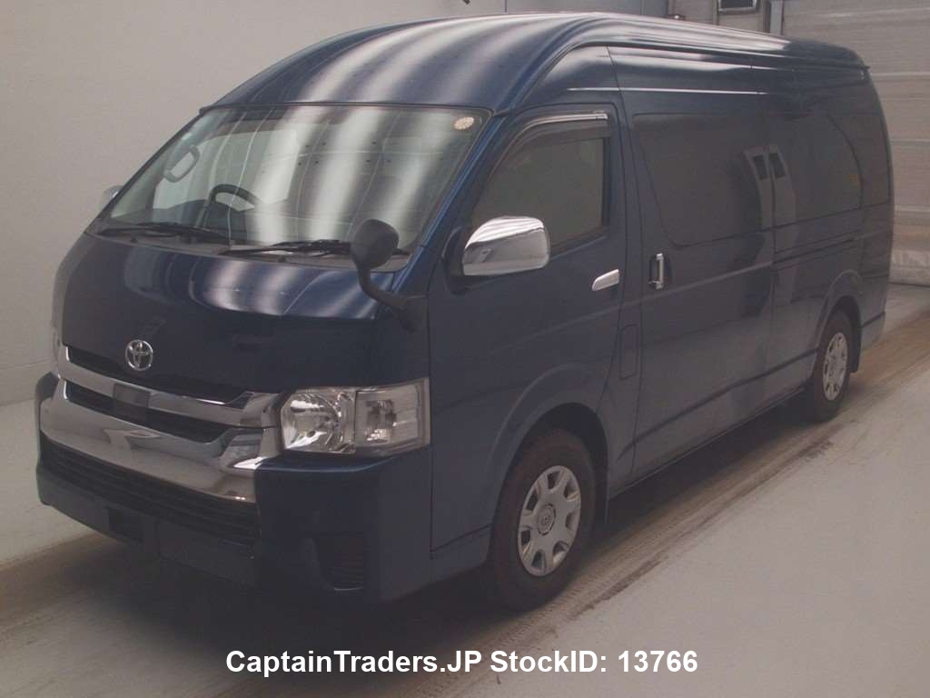 TOYOTA HIACE WAGON