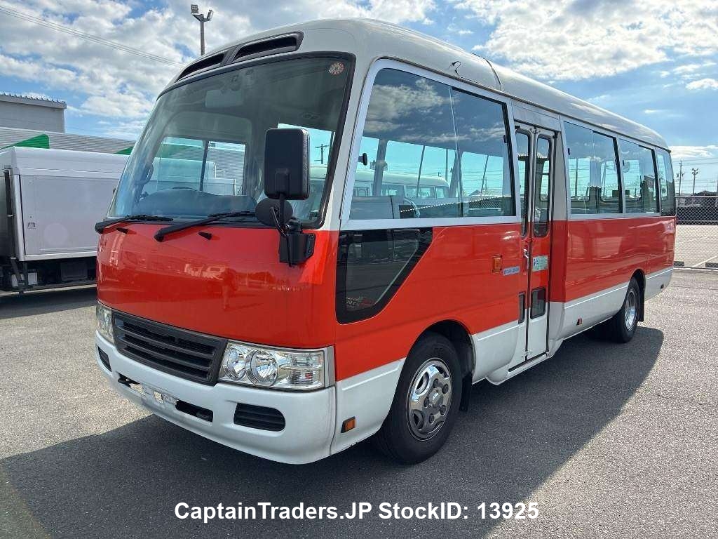 TOYOTA COASTER