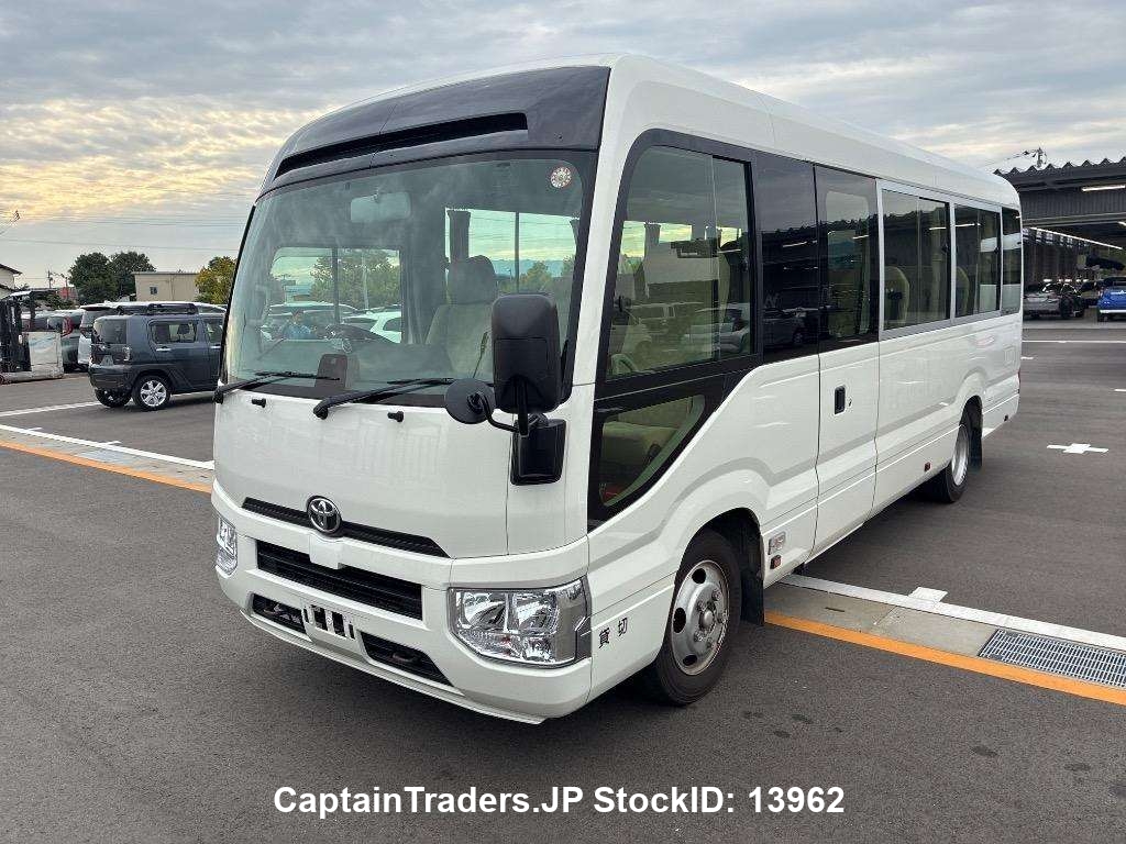 TOYOTA COASTER