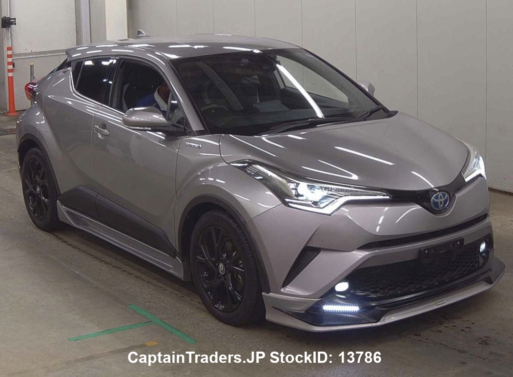 TOYOTA C-HR HYBRID